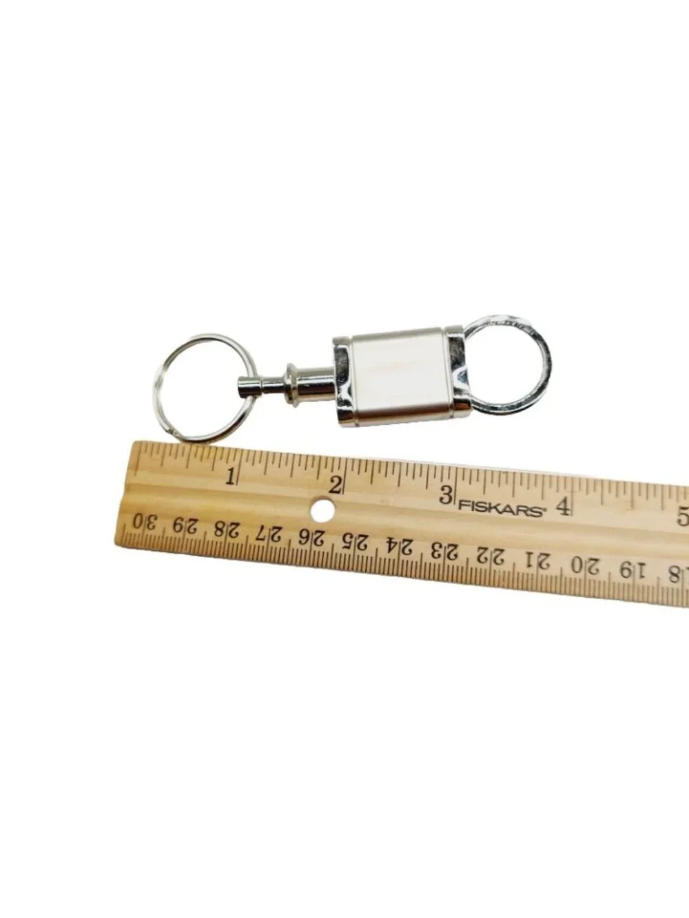 Suzuki Keychain Sliver Tone Automobile Advertising Logo